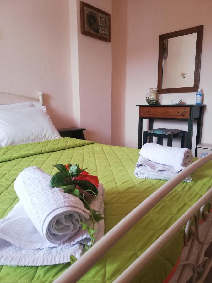 Elli Rooms Patitiri Eksteriør billede